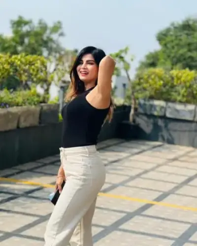 Call Girls Mohanpur Cash On Delivery